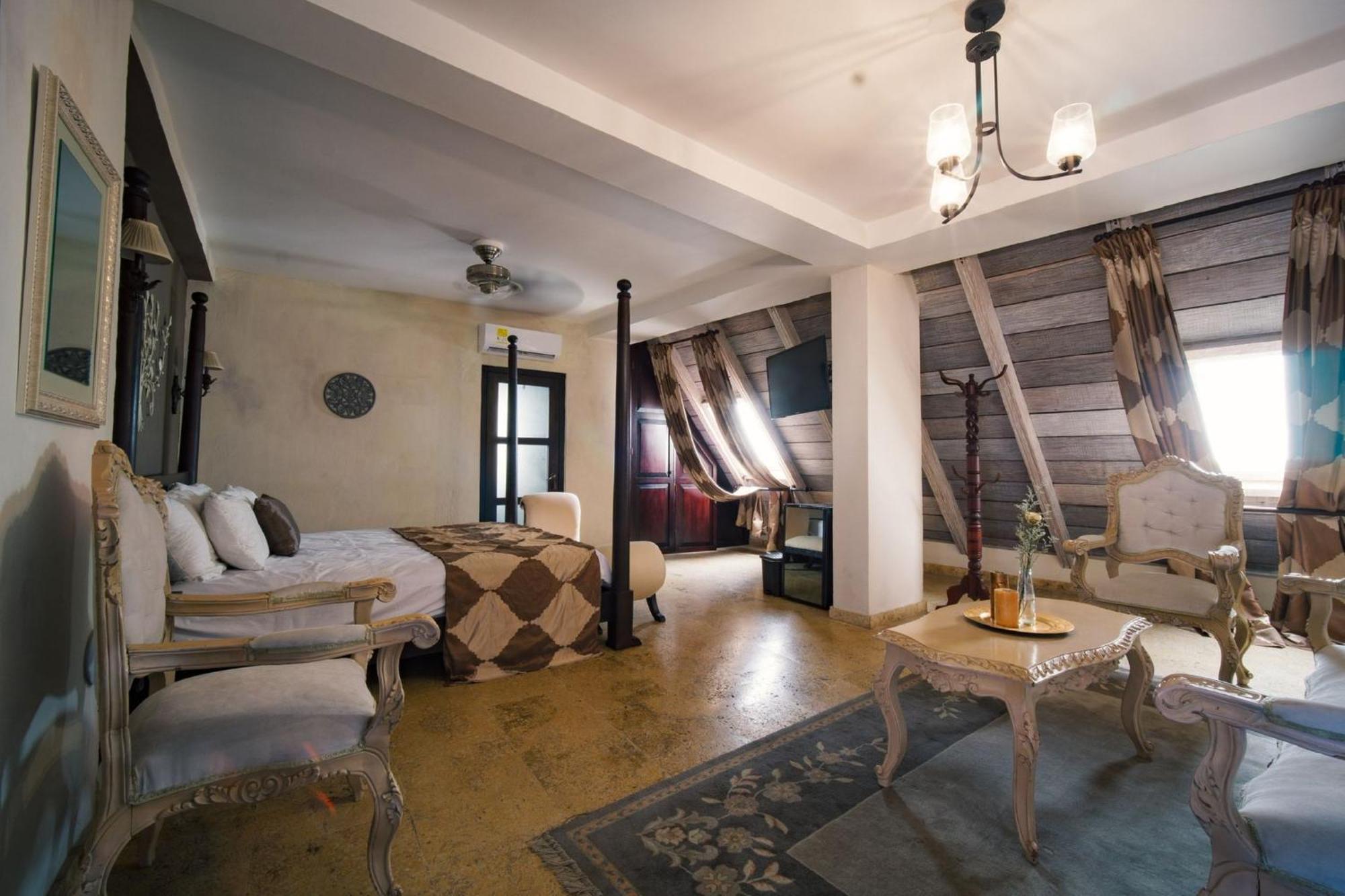 8aps-4 Luxury House In The Historic Center With Pool Air Conditioning And Wifi Holiday home *