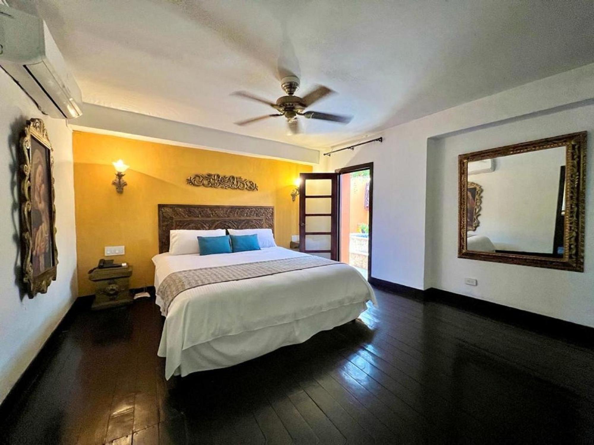 8aps-4 Luxury House In The Historic Center With Pool Air Conditioning And Wifi Holiday home *