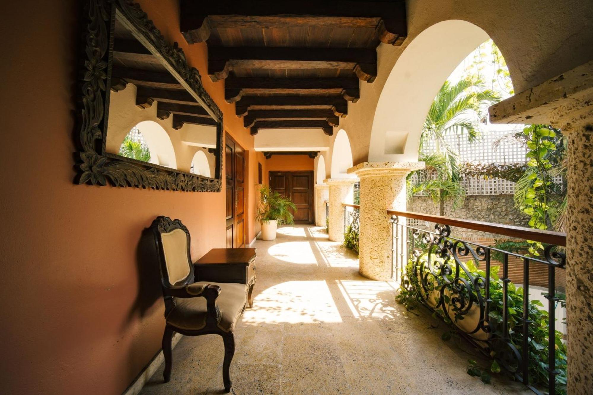 8aps-4 Luxury House In The Historic Center With Pool Air Conditioning And Wifi Holiday home